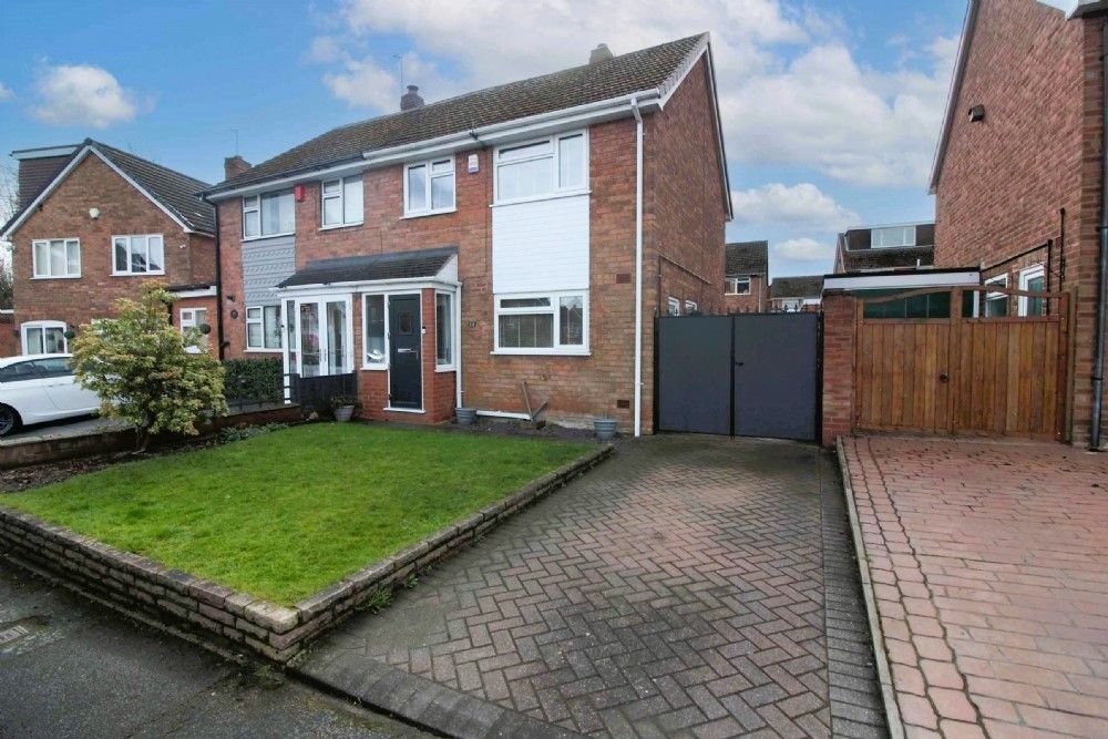 3 bed semidetached house for sale in Andrew Drive, Willenhall WV12