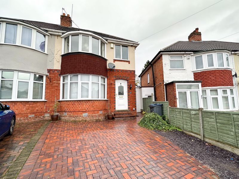 3 bed semidetached house to rent in Middle Meadow Avenue, Quinton