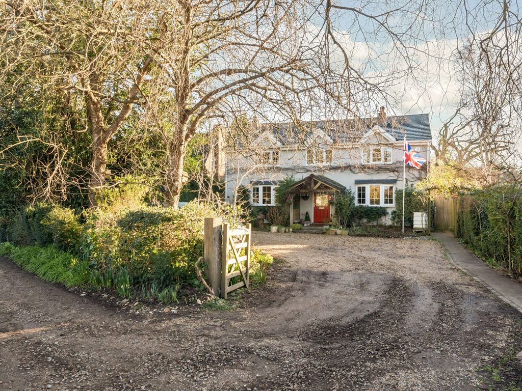 4 bed detached house for sale in Duffield Lane, Emsworth PO10, £