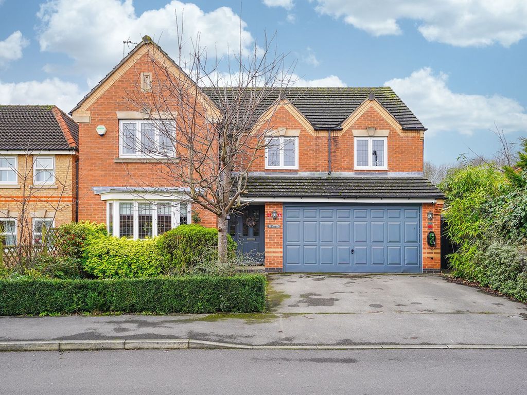 5 bed detached house for sale in Oxclose Park View, Halfway S20, £