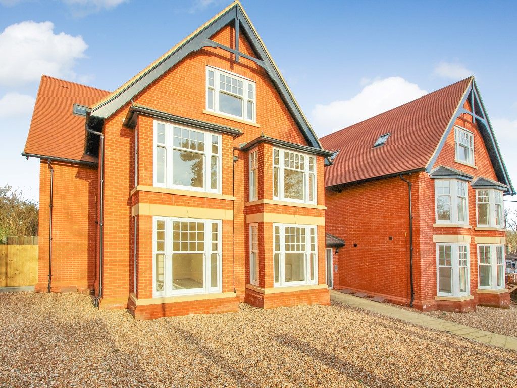 2 bed flat to rent in Sturry Hill, Sturry, Canterbury CT2 Zoopla