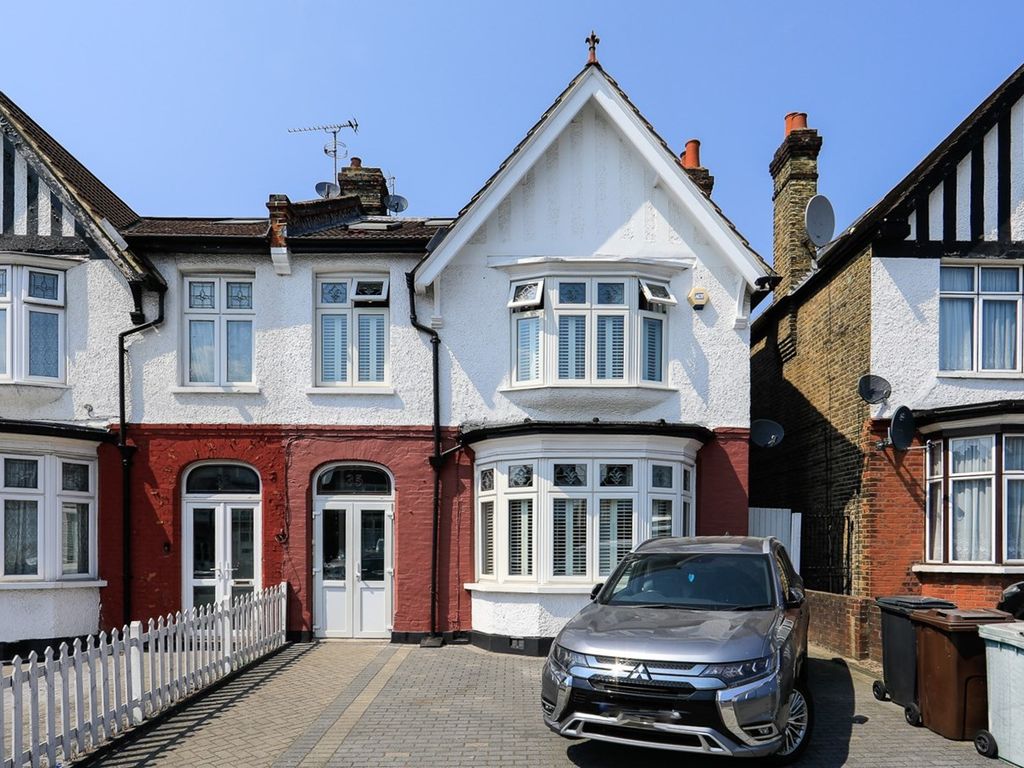 6 bed semidetached house for sale in Bellingham Road, Catford, London