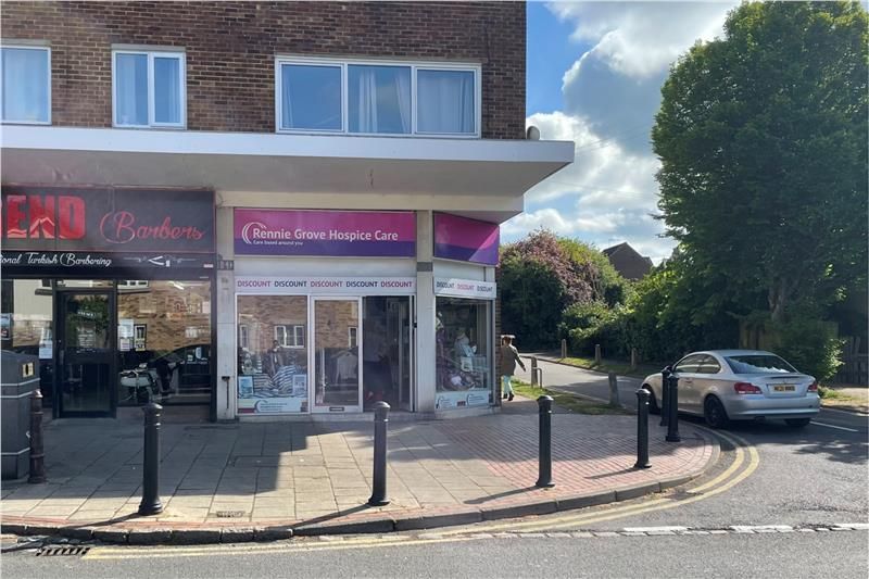 Retail premises to let in 184 High Street, London Colney, Hertfordshire