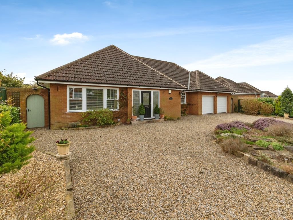 3 bed detached house for sale in Knaresborough Avenue, MartonIn