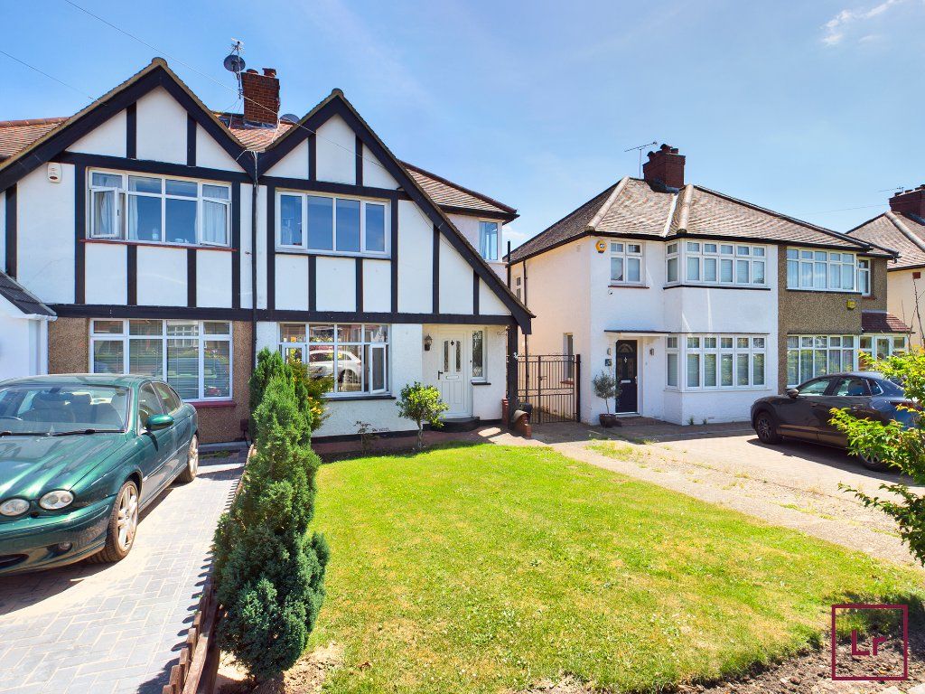 3 bed semidetached house for sale in Woodlands Avenue, Ruislip