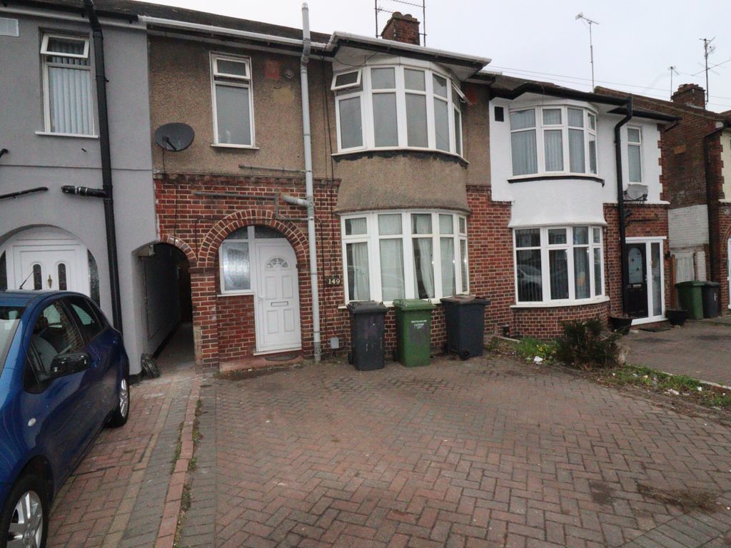 3 bed terraced house to rent in Blundell Road, Luton LU3 Zoopla
