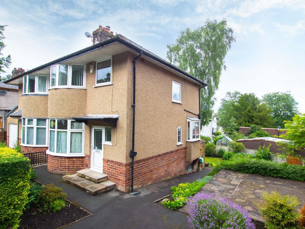 3 bed semidetached house for sale in Park Road, Whitehall, Darwen BB3
