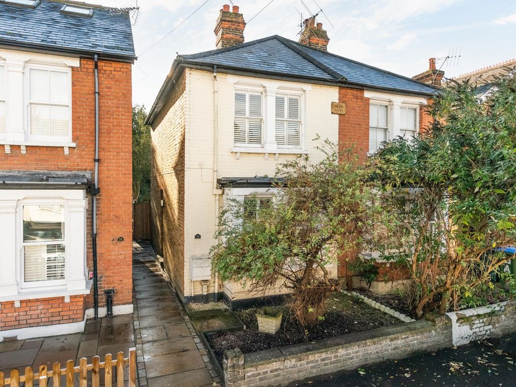 3 bed semidetached house for sale in Russell Road, WaltonOnThames