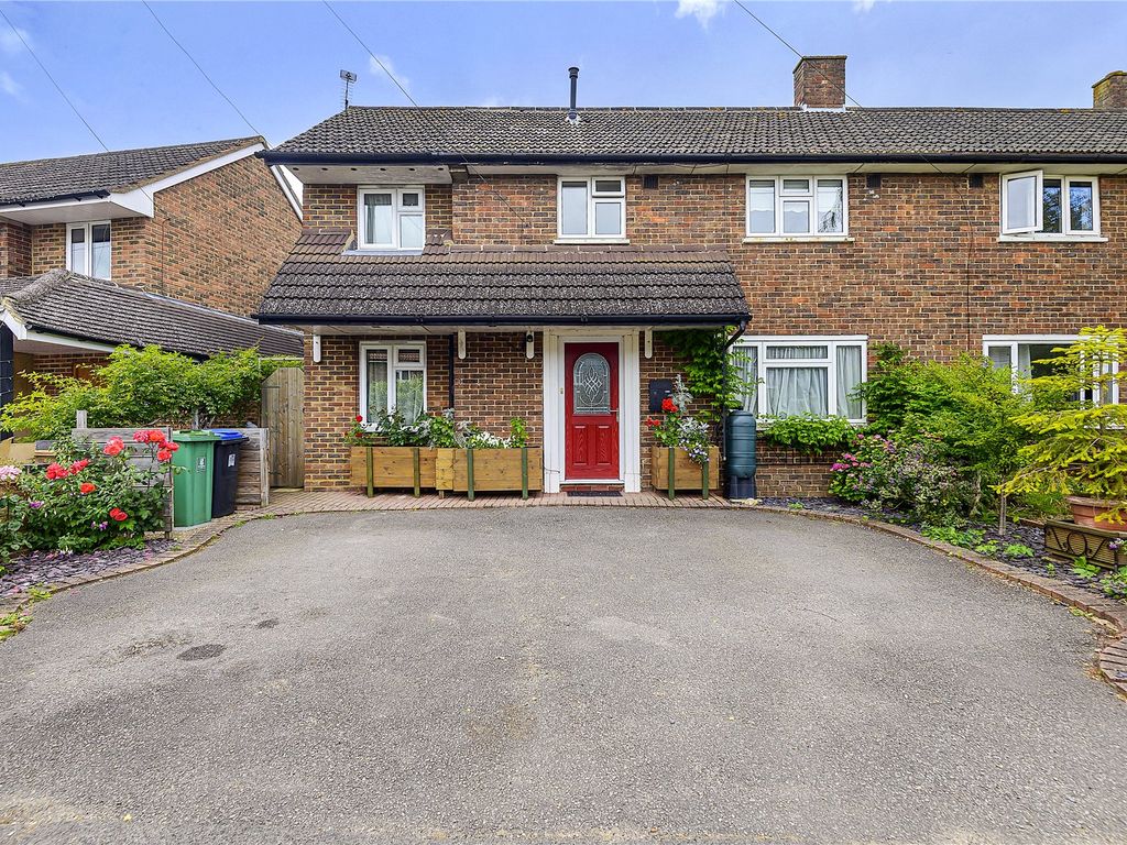 4 bed semidetached house for sale in Sundridge Road, Woking GU22 Zoopla