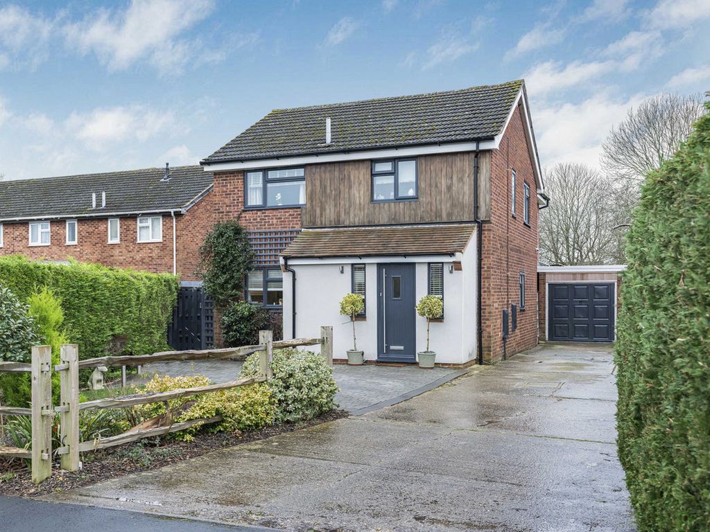 4 bed detached house for sale in Nobles Close, Wantage OX12, £499,950 Zoopla