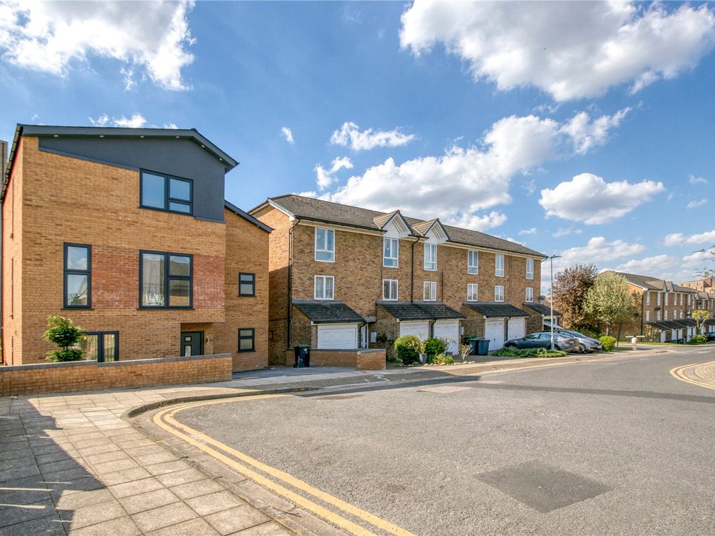 Denmark Road, London N8  