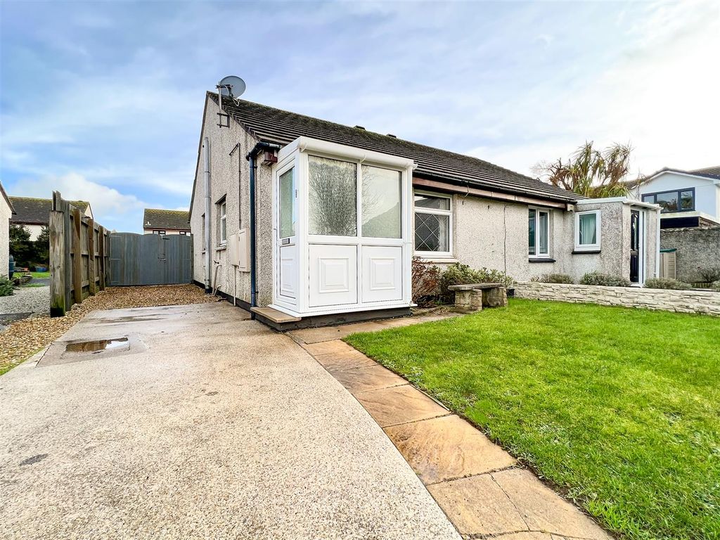 2 bed semidetached bungalow for sale in Chytroose Close, Helston TR13