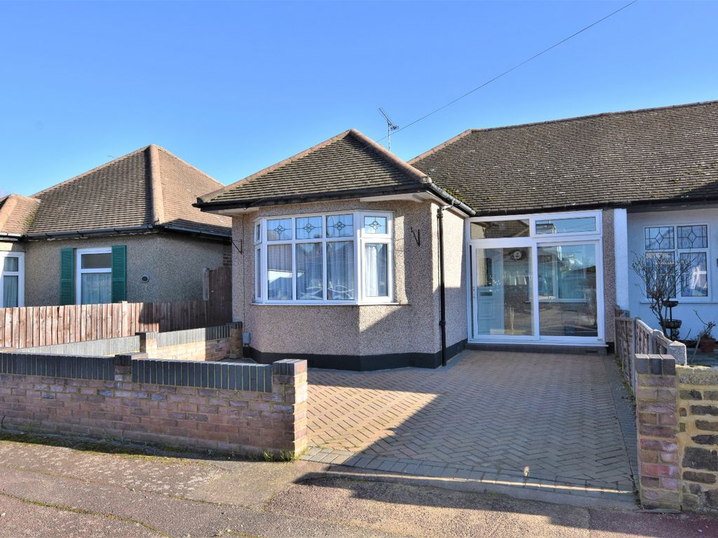 2 bed bungalow for sale in Elm Close, Shoeburyness, Essex SS3 Zoopla