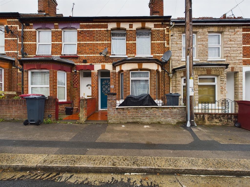 4 bed terraced house for sale in Elm Park Road, Reading RG30, £280,000