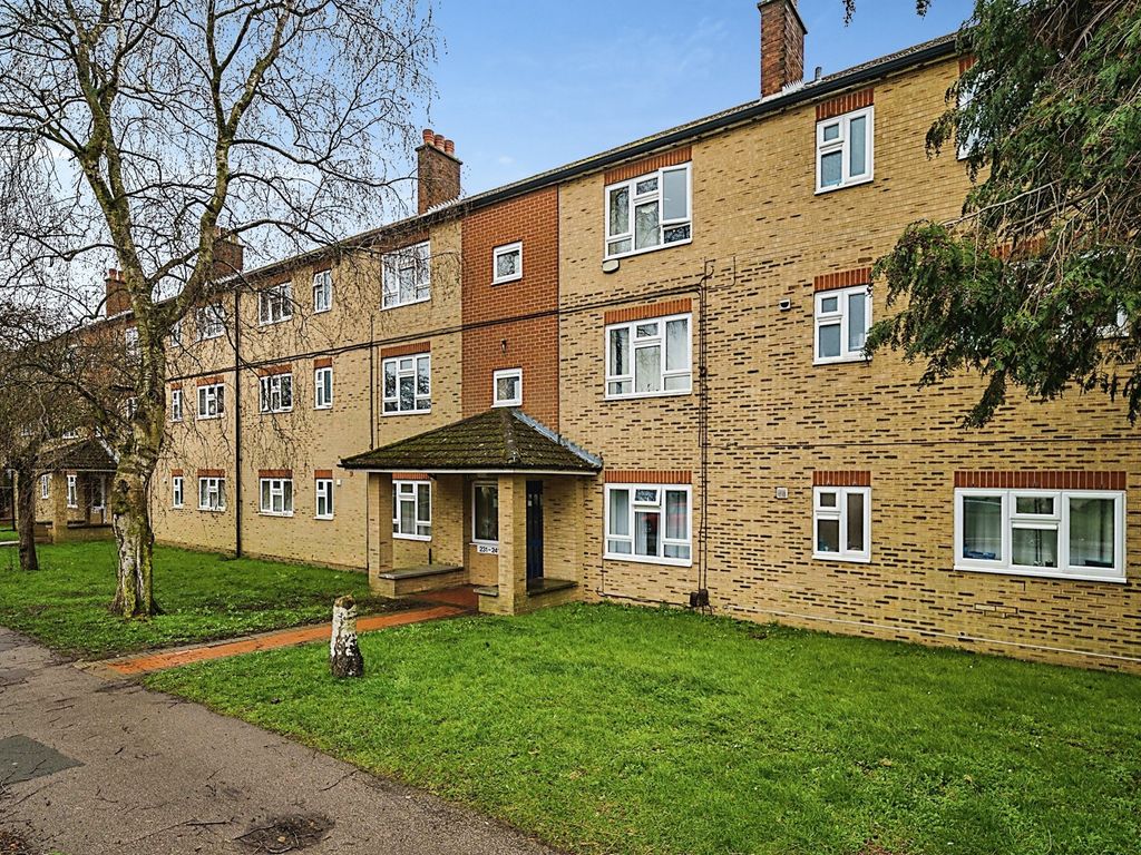 2 bed flat for sale in Drakes Drive, St.Albans AL1 Zoopla