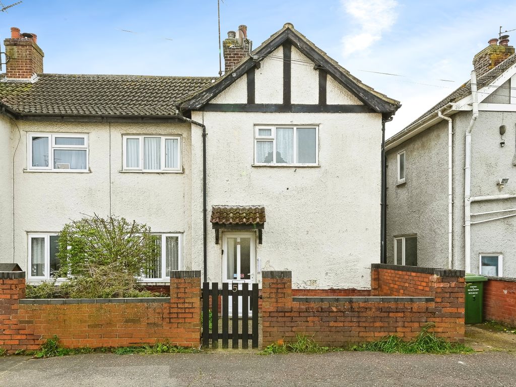 3 bed semidetached house for sale in Metcalf Avenue, King's Lynn