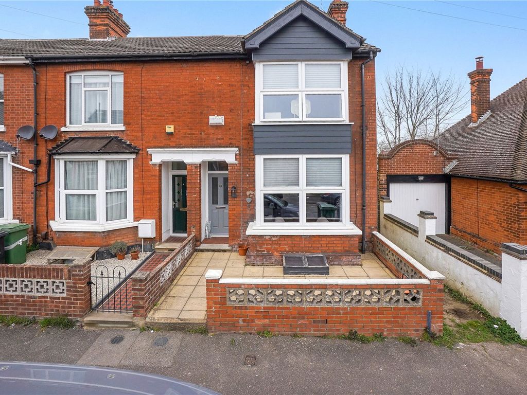 3 bed end terrace house for sale in King Edward Road, Maidstone ME15, £