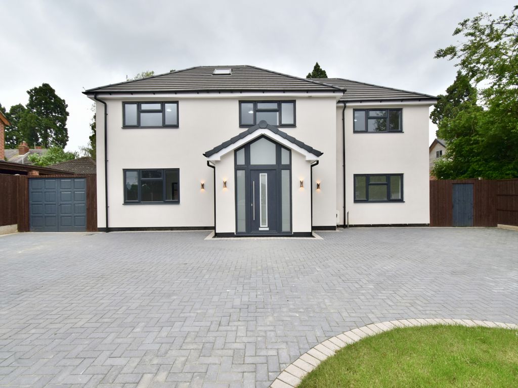 5 bed detached house for sale in Tennis Court Drive, Humberstone, Leicester LE5, £670,000 Zoopla