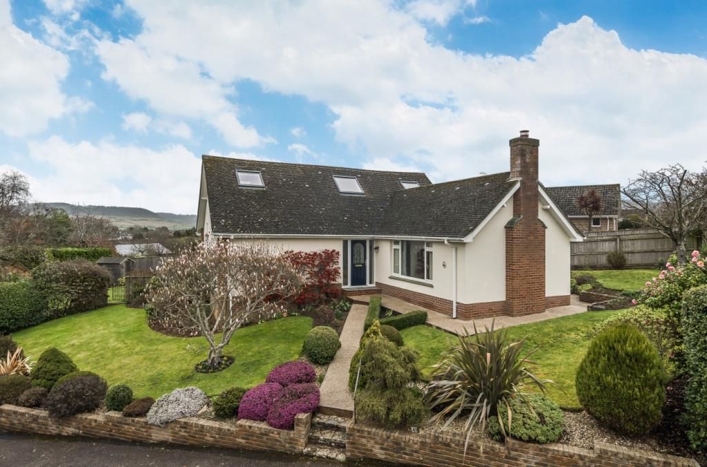 5 bed detached bungalow for sale in Woolbrook Park, Sidmouth, Devon EX10 Zoopla