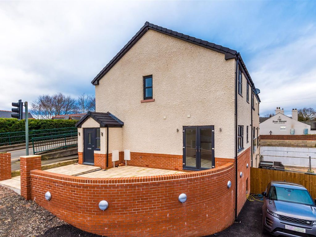 3 bed semidetached house for sale in Bridge House Cottage, Lower Green
