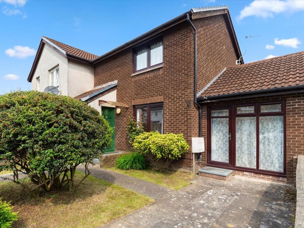 3 bed semidetached house for sale in Queensland Drive, Glasgow G52, £189,950 Zoopla