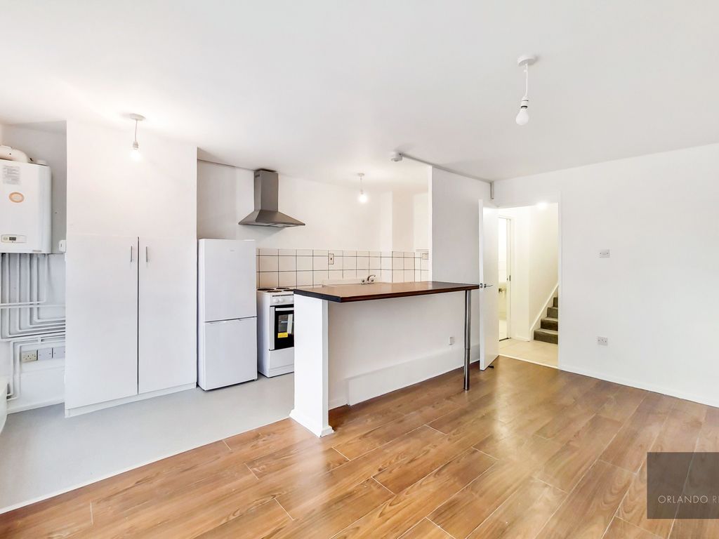 1 bed flat to rent in Oakwood Drive, London SE19 Zoopla