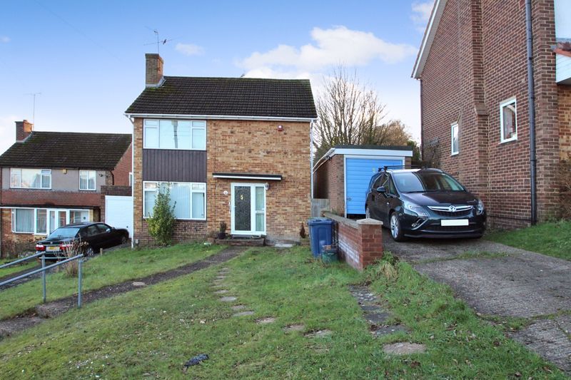 3 bed detached house for sale in Knights Hill, High HP12 Zoopla