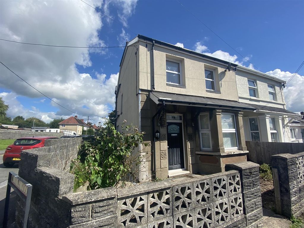 3 bed property for sale in Bryngwyn Road, Dafen, Llanelli SA14, £