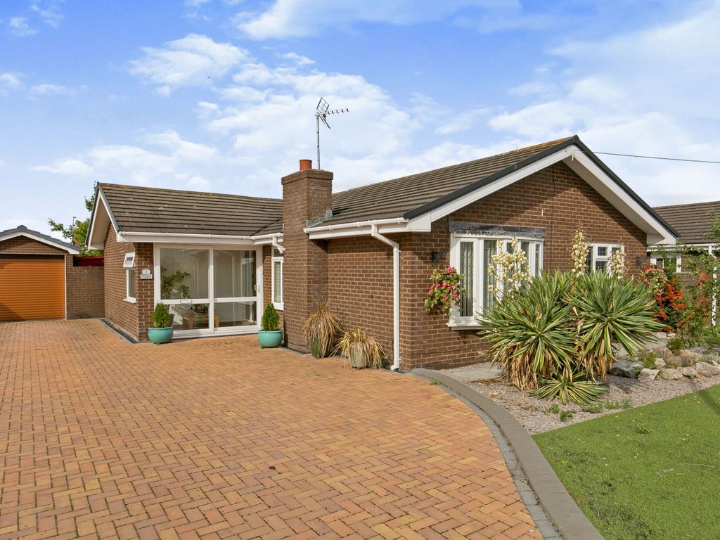 3 bed bungalow for sale in Llanddulas Avenue, Kinmel Bay, Rhyl LL18