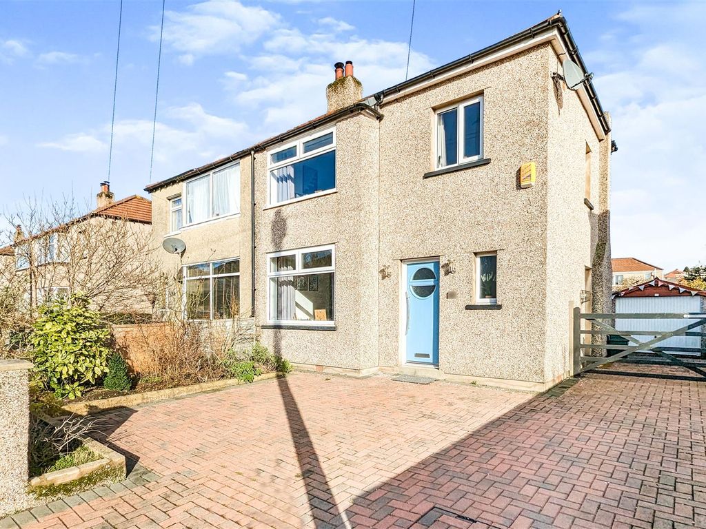 3 bed semidetached house for sale in Rossall Road, Scale Hall