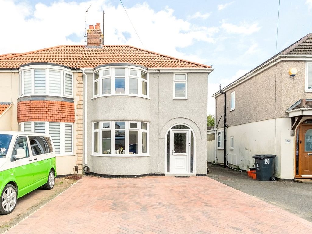 3 bed semidetached house for sale in Tiverton Road, Gorse Hill