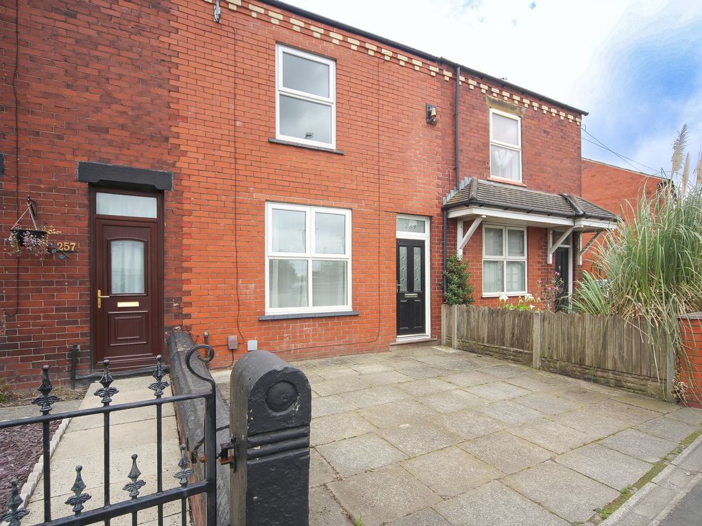 2 bed terraced house for sale in Warrington Road, Abram WN2, £120,000