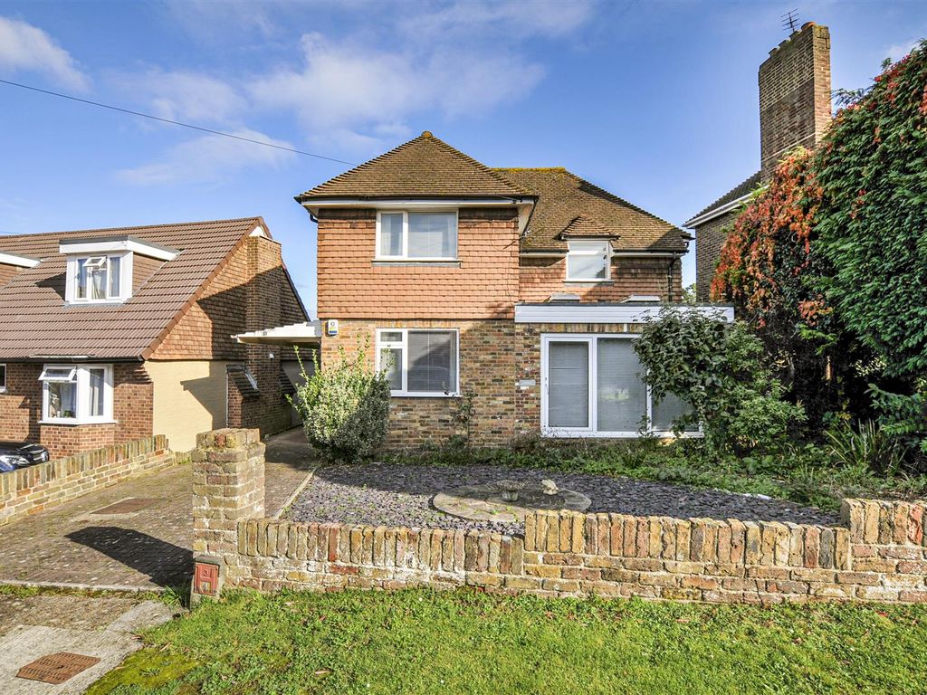 3 bed detached house for sale in Dean Close, Uxbridge UB10, £730,000
