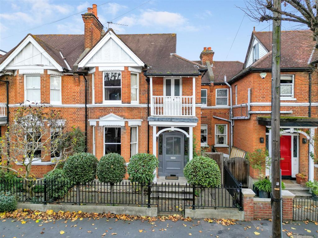 5 bed semidetached house for sale in Feltham Avenue, East Molesey KT8, £1,400,000 Zoopla