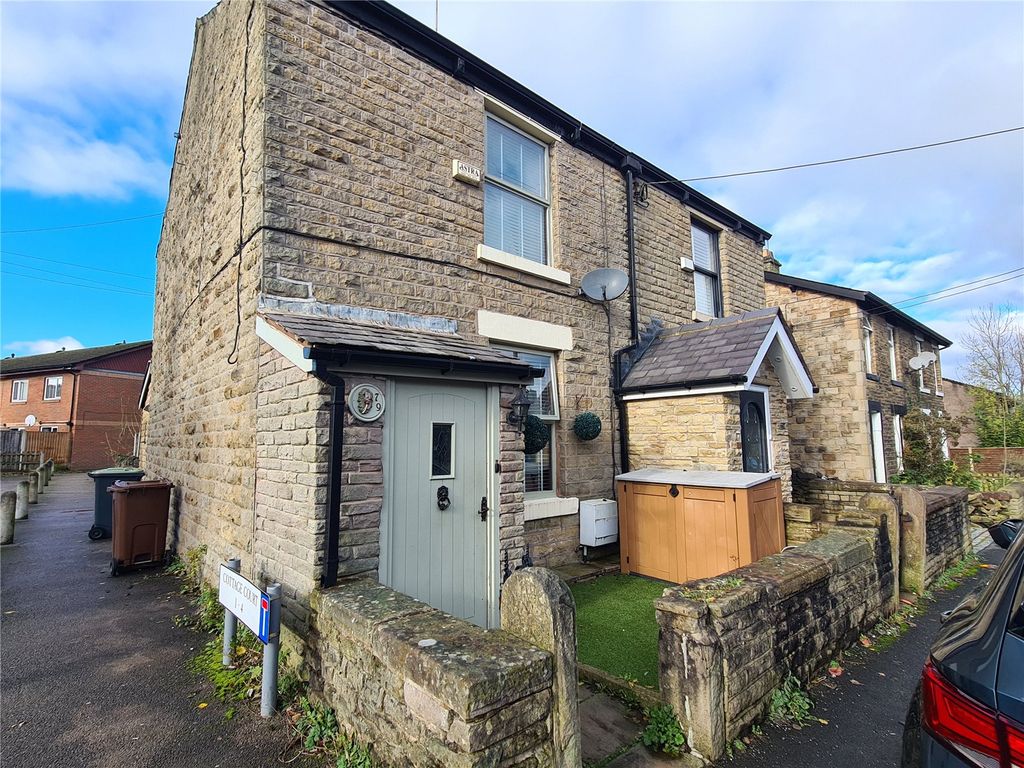 2 bed semidetached house for sale in Cottage Lane, Glossop, Derbyshire