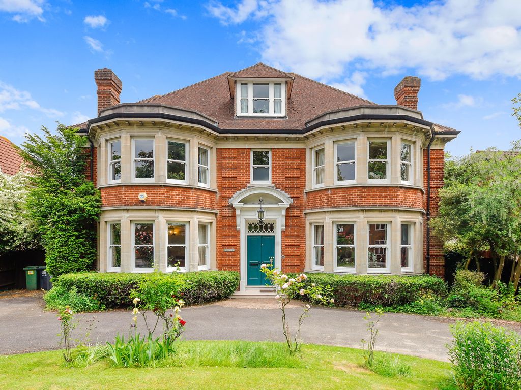 7 bed detached house for sale in Traps Lane, New Malden KT3 Zoopla