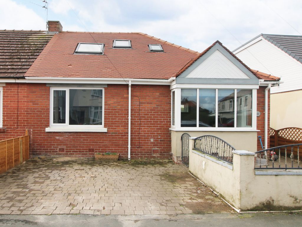 4 bed bungalow for sale in Farnworth Road, ThorntonCleveleys FY5 Zoopla