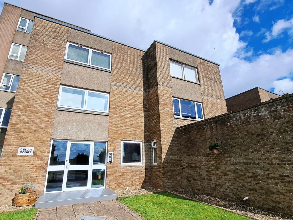 1 bed flat for sale in Grove Park Road, WestonSuperMare BS23, £