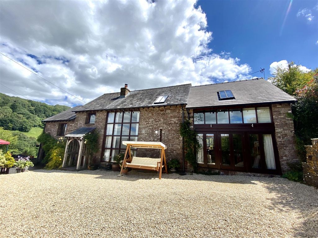 4 bed barn conversion for sale in Farhill, Llanishen, Chepstow NP16 Zoopla