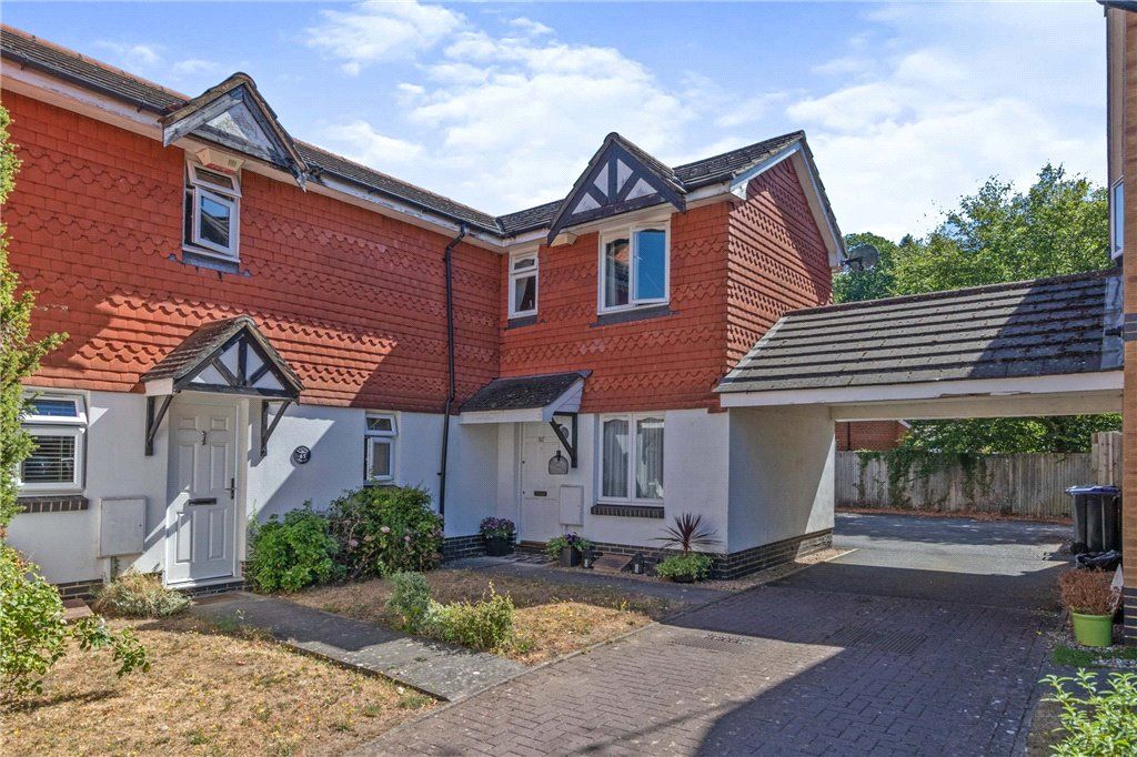 2 bed detached house for sale in Eyston Drive, Weybridge, Surrey KT13