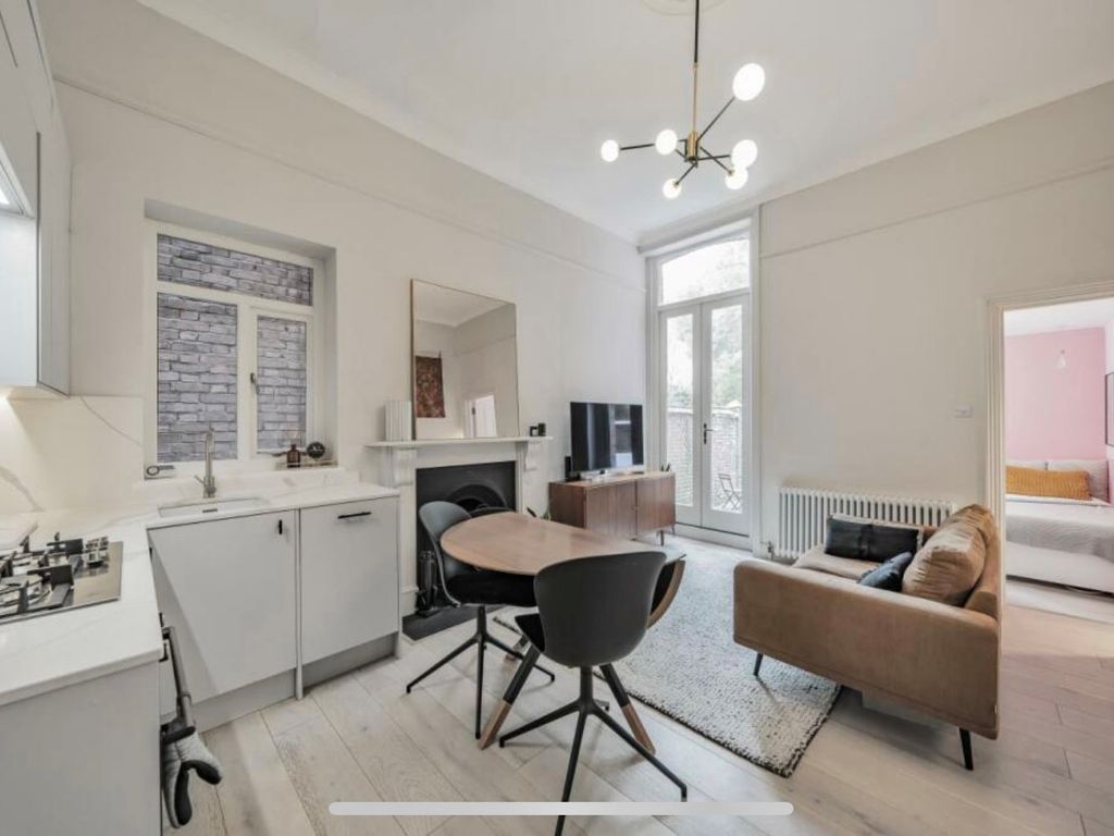 2 bed flat for sale in Teignmouth Road, Mapesbury NW2, £450,000 Zoopla