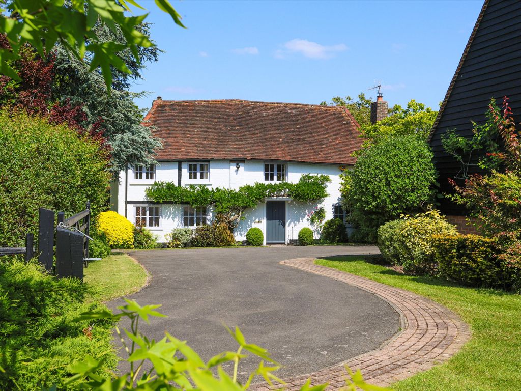 4 bed detached house for sale in Grove Heath, Ripley, Woking, Surrey