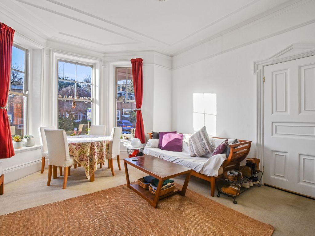 2 bed flat to rent in B, Hillside Gardens, Highgate N6, £2,058 pcm Zoopla