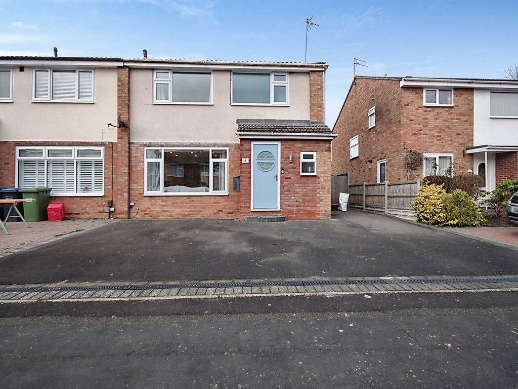3 bed semidetached house for sale in Mullard Drive, Whitnash