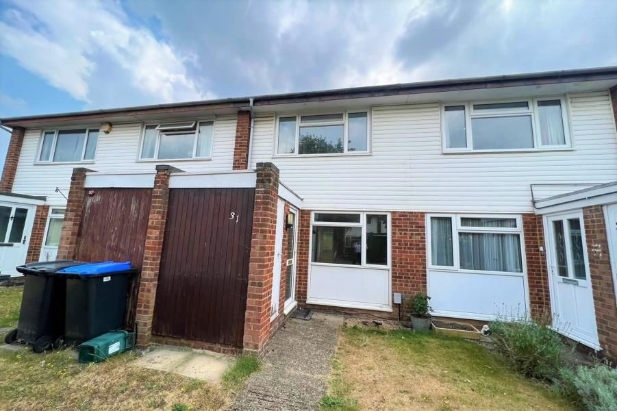 2 bed property to rent in Goldsworth Park, Woking, Surrey GU21 Zoopla