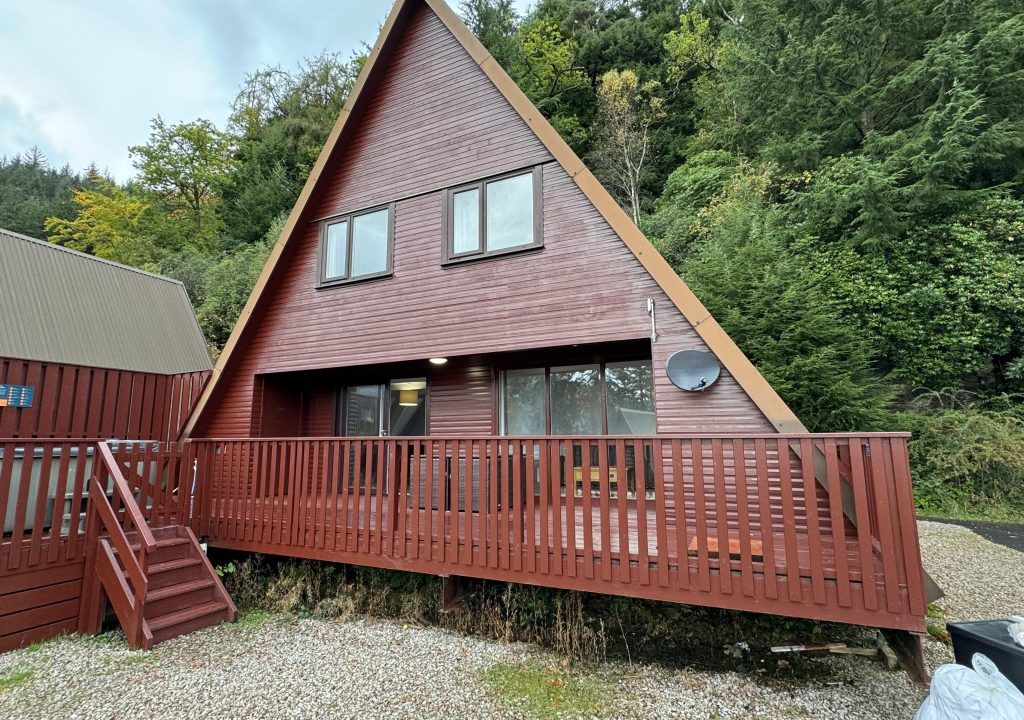 2 bed lodge for sale in Lochgoilhead, Cairndow PA24, £149,995 Zoopla