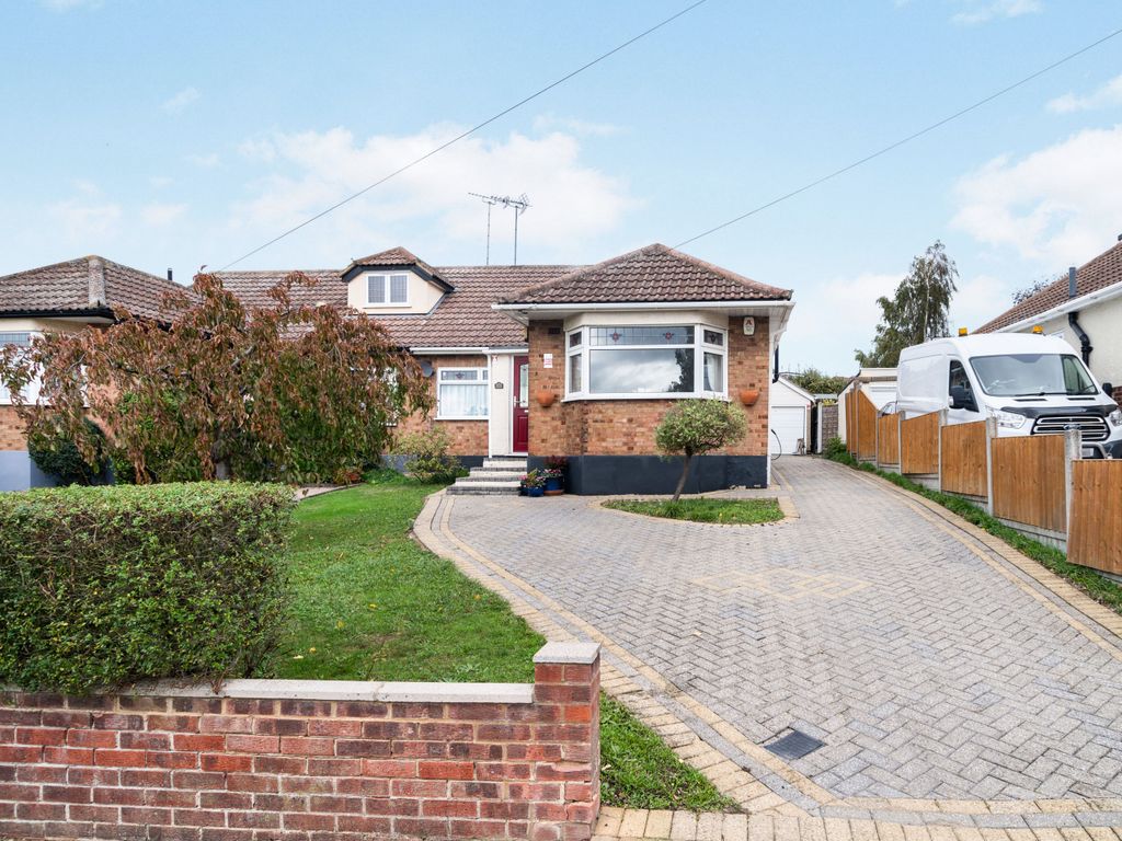 3 bed bungalow for sale in Heybridge Road, Ingatestone CM4 Zoopla