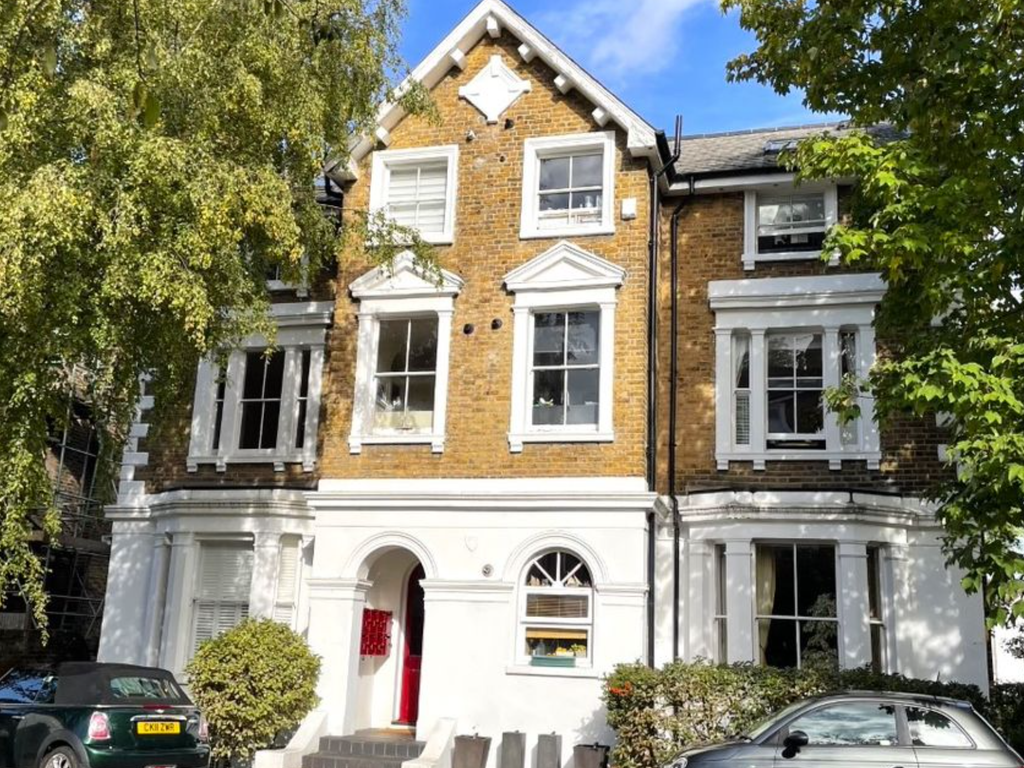 3 bed flat for sale in Marlborough Road, Richmond Hill TW10 Zoopla