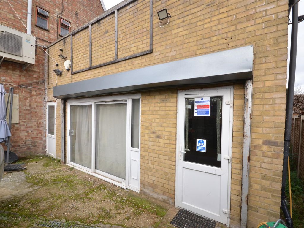 1 bed property for sale in Green Street, Enfield EN3 Zoopla