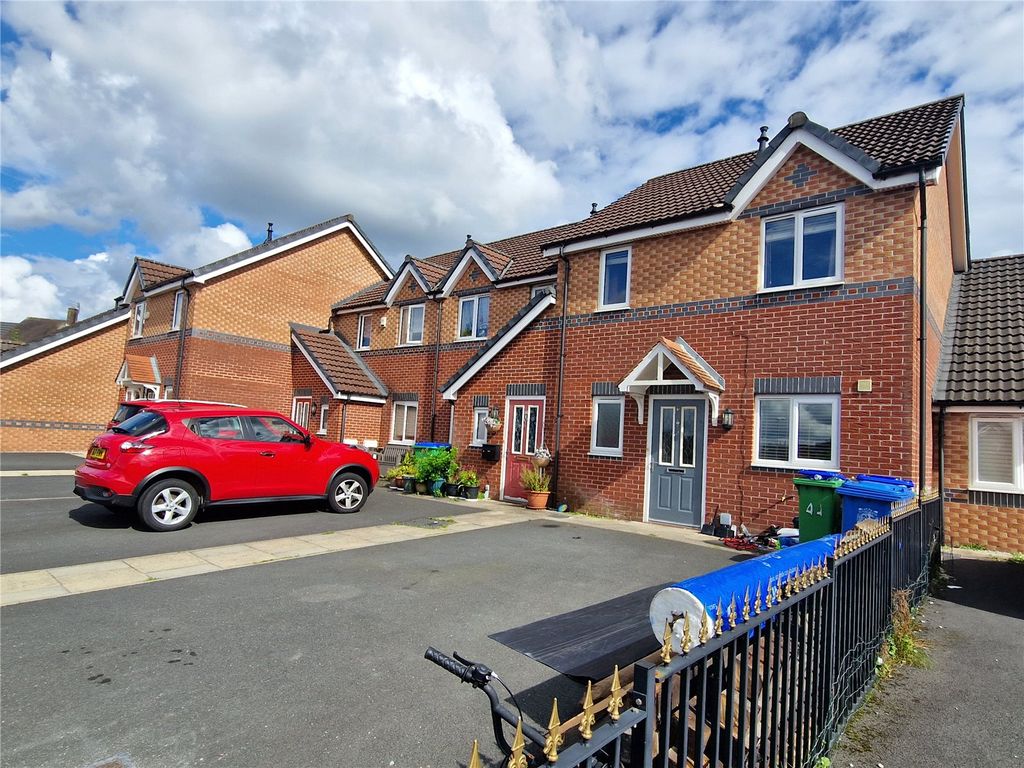 3 bed terraced house for sale in Lorton Close, Middleton, Manchester M24, £190,000 Zoopla